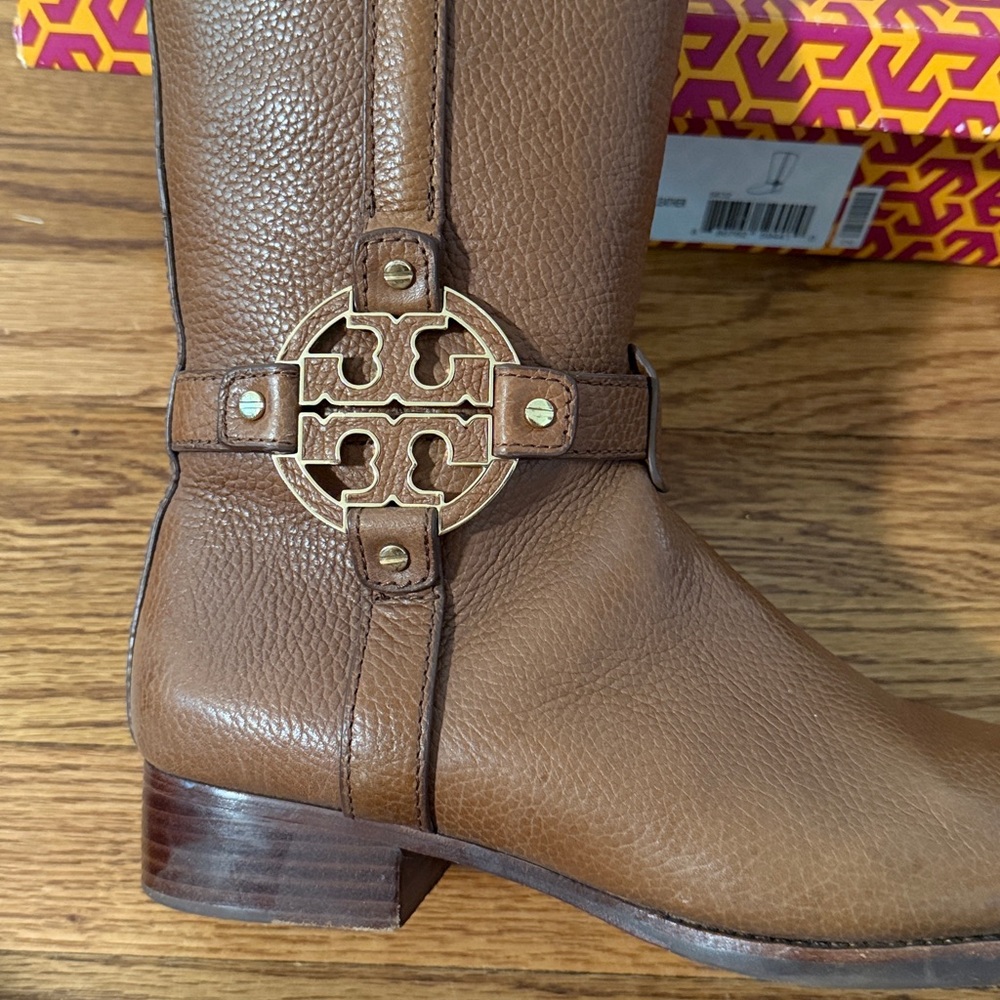 Tory Burch - Amanda Riding Boots in Almond Tumbled Leather - Size 9 - Picture 11 of 13